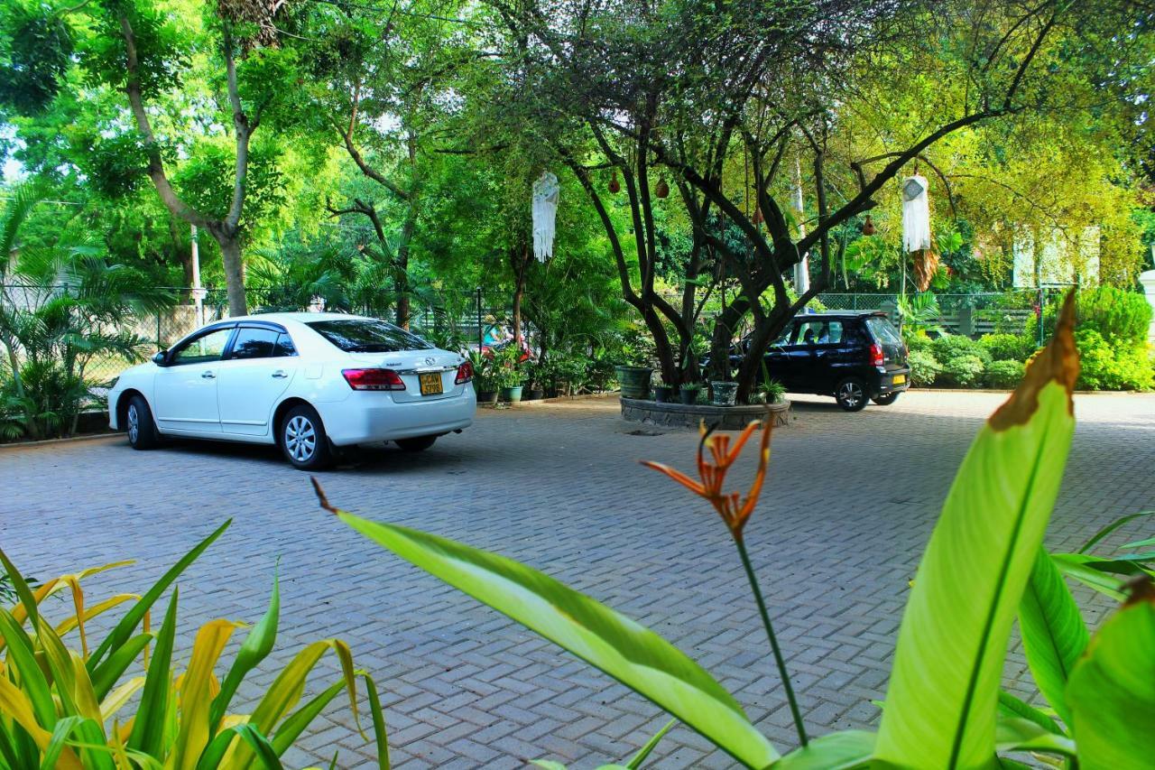 Hotel Senora Kataragama Exterior photo